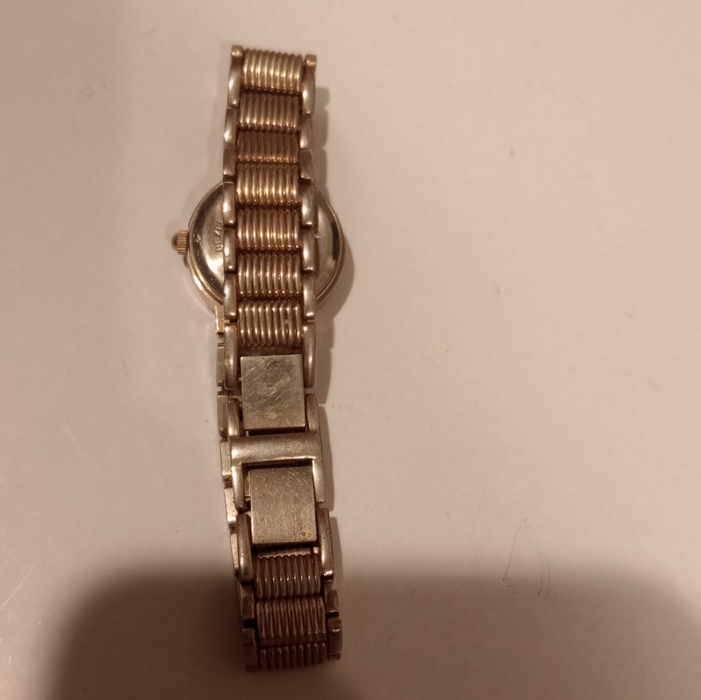 Sharp Gold Watch - Picture 3 of 3